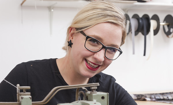 Sarah Bluhm Raumausstattung Krahn Mitarbeiterin